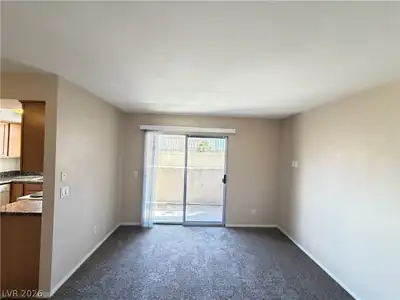 7200 Pirates Cove Road 1006 Living Room