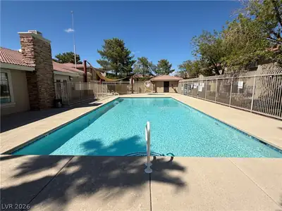 7200 Pirates Cove Road 1006 Pool