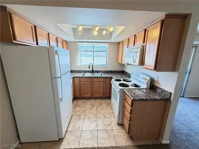 7200 Pirates Cove Road 1006 Kitchen
