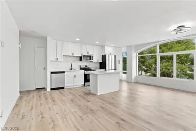 3111 Bel Air Drive 218 Kitchen