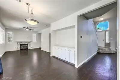 1032 Venetian Hills Lane Living Room