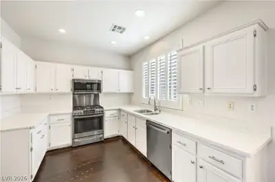 1032 Venetian Hills Lane Kitchen