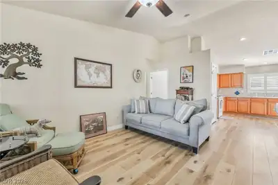 8544 Lakota Street Living Room