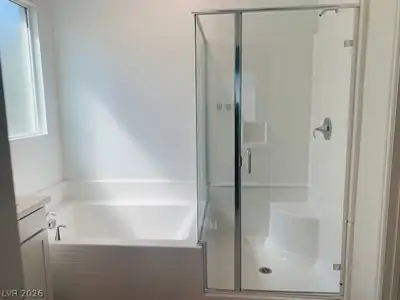 3753 Neblina Drive Primary Bathroom