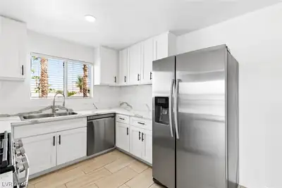 3957 Danny Melamed Avenue 201 Kitchen