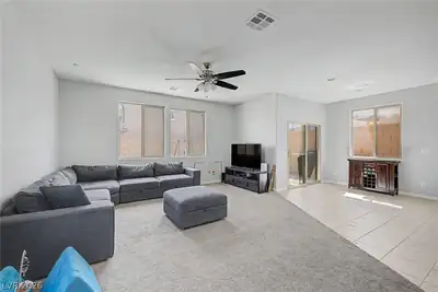 152 Volti Subito Way Living Room