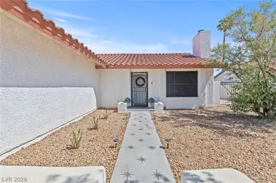445 Concord Way 