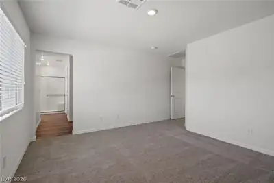 6758 Magnolia River Avenue Bedroom