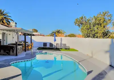 3113 Black Forest Drive Pool