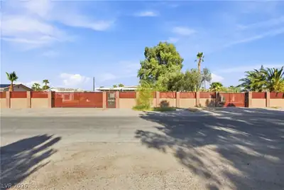 2940 South Bronco Street Las Vegas, NV 89146