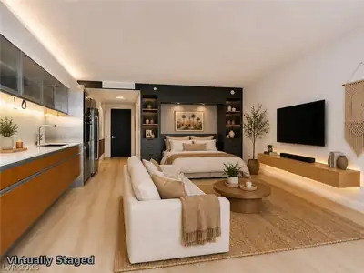 3722 Las Vegas Boulevard 1110 Studio