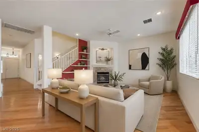 33 Staghorn Street Living Room