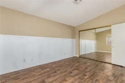 616 Jonathan Glen Way Bedroom