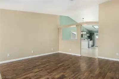 616 Jonathan Glen Way Living Room