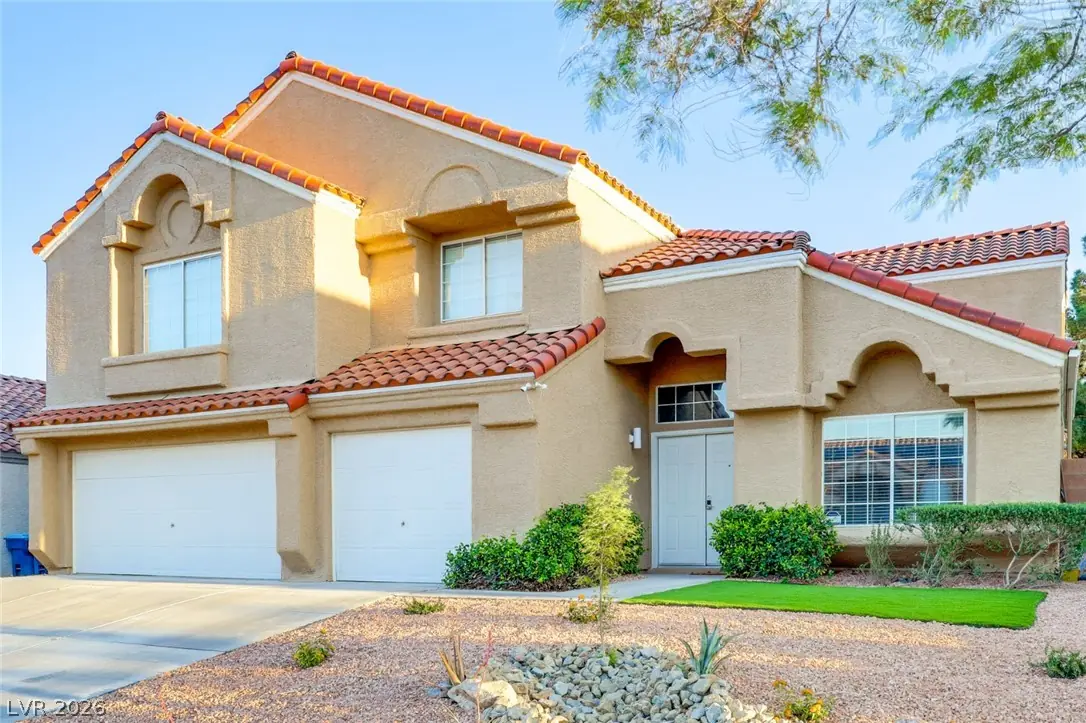 1045 Thornfield Lane