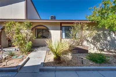 5829 Smoke Ranch Road D, Las Vegas