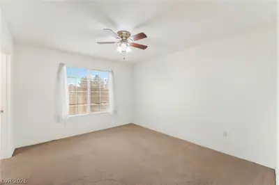 1909 High Valley Court 204 Bedroom