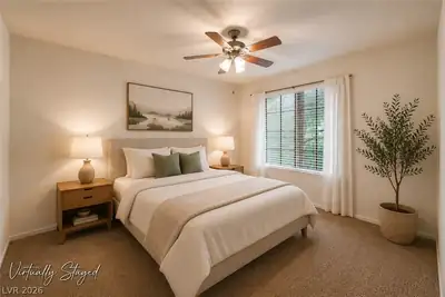 1909 High Valley Court 204 Primary Bedroom