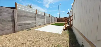 183 Mojave Lane Yard