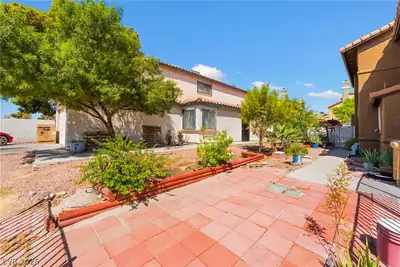 5336 Hollow Brook Avenue Patio