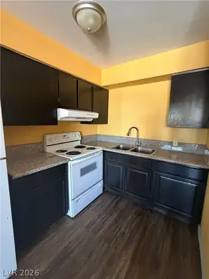 521 South Maryland Parkway C26 Kitchen