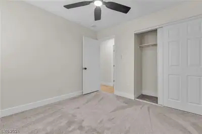 5822 Count Fleet Street Bedroom