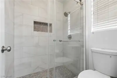 2413 Muirfield Avenue Primary Bathroom