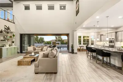 6294 Magnifico Circle Living Room