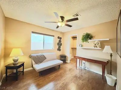525 Tabony Avenue Bedroom