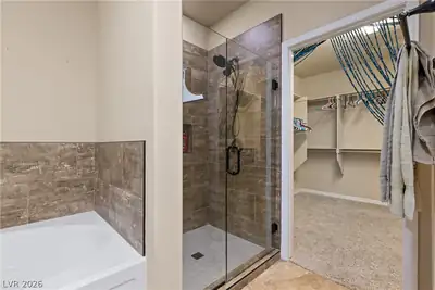 1440 Waterfall Lane Primary Bathroom