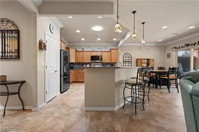 1440 Waterfall Lane Kitchen