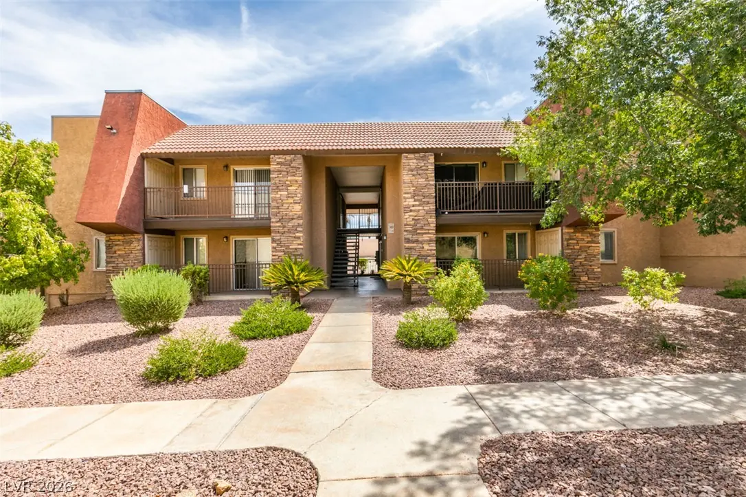 4450 Sandy River Drive 77
