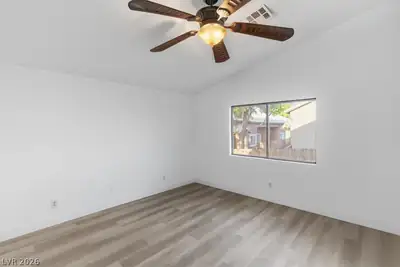 4321 Coyote Crest Court Bedroom
