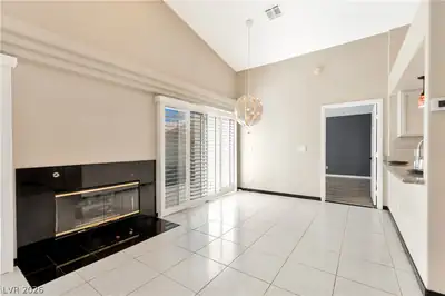 5049 Forest Oaks Drive Living Room