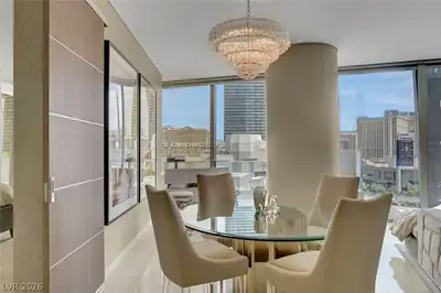 3722 South Las Vegas Boulevard 807 Dining Area