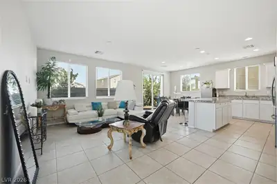 4707 Agave Cactus Street Living Room