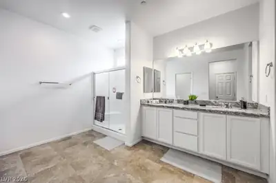593 Timberfalls Lane Primary Bathroom