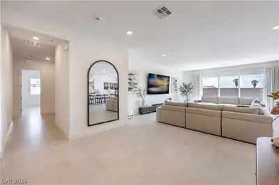 5262 Fisher Falls Court Living Room