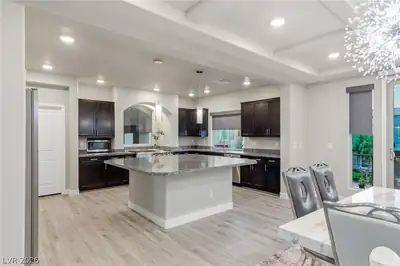6257 Olde Lockford Court Kitchen