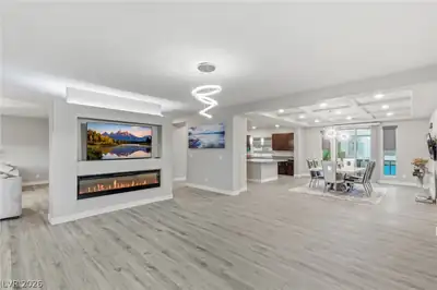 6257 Olde Lockford Court Living Room