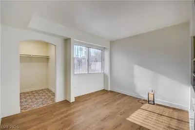 1405 Vegas Valley Drive 229 Bedroom