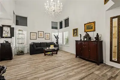 9824 Cactus View Avenue Living Room