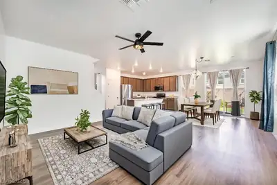 9336 Langley Avenue Living Room