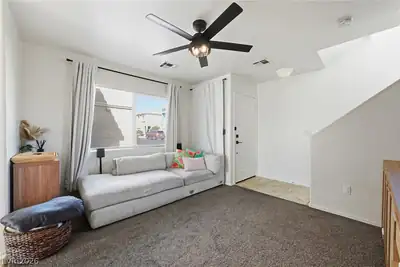 5339 Aurora Beam Avenue Living Room