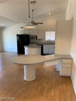 4475 East Cleveland Avenue Kitchen