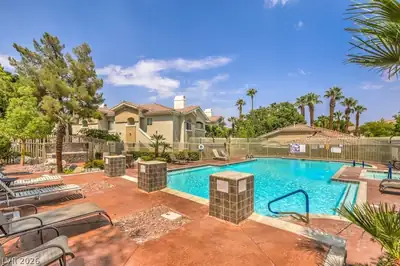 1510 Ruby Cliffs Lane 101 Pool
