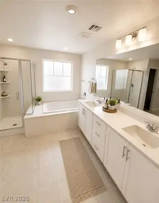 1954 Majalis Place Primary Bathroom