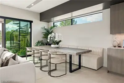 3961 Heron Fairway Drive Dining Area