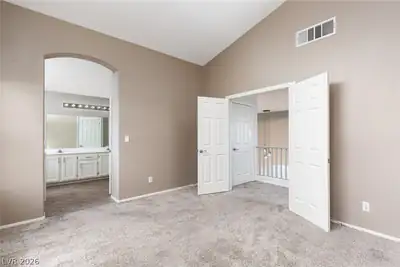 256 Horizon Pointe Circle Primary Bedroom