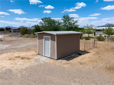 551 South Cynthia Street Yard